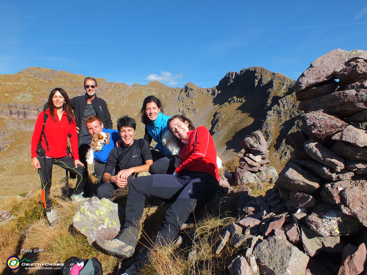 72 Sul piu alto dei Tre Pizzi (2153 m) un bell'incontro.JPG